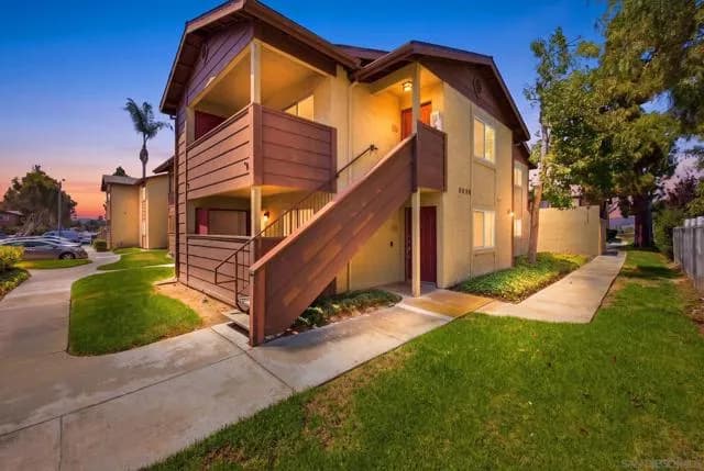521 Calle Montecito, Oceanside, Active - Home for Sale