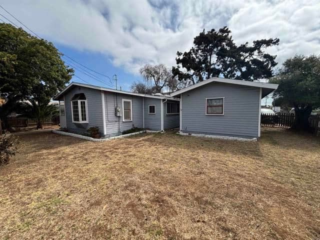 991 Connecticut St, Imperial Beach, Active - Home for Sale
