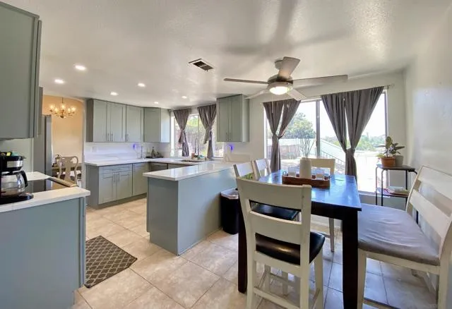 4132 Palm Tree Court, La Mesa, Active - Home for Sale