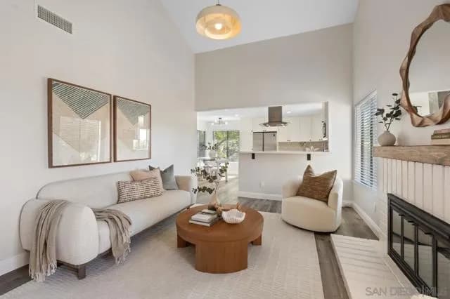 2053 Golden Circle Dr, Escondido, Active - Home for Sale