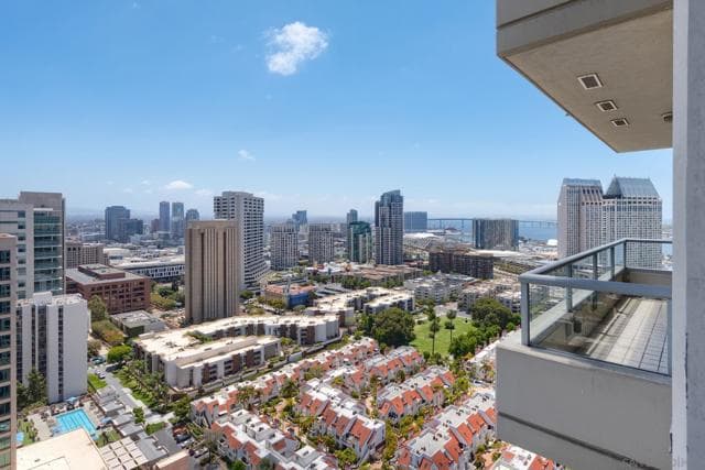 700 W E St, San Diego, Active - Home for Sale
