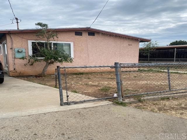 9811 Arapaho St, Spring Valley, Active - Home for Sale