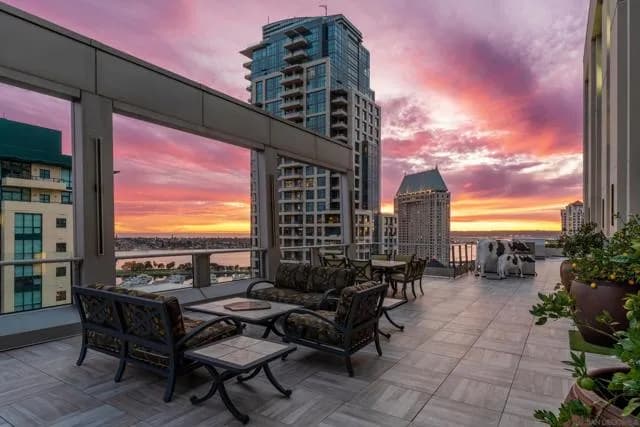 645 Front St, San Diego, Active - Home for Sale