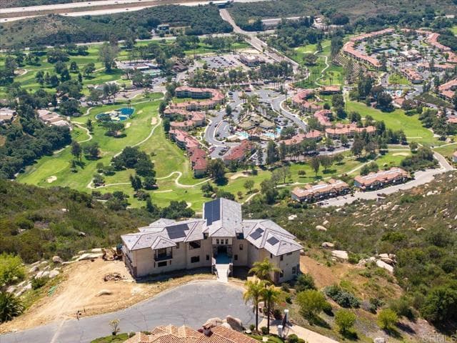 9607 Misty Meadow Ln, Escondido, Active - Home for Sale