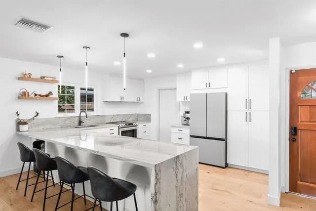 4840 Diane Ave, San Diego, Active - Home for Sale