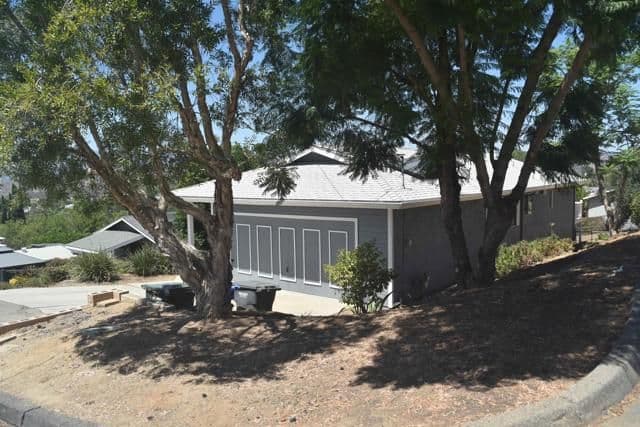 604 Porter St, Fallbrook, Active - Home for Sale