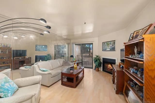 5649 Lake Park Way, La Mesa, Active - Home for Sale