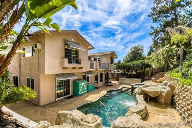 2552 Arnott St, San Diego, Active - Home for Sale