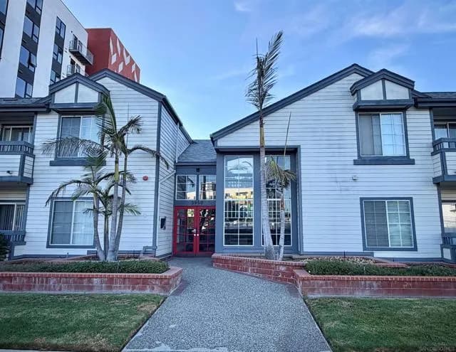 3950 Cleveland, San Diego, Active - Home for Sale
