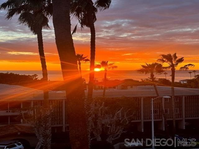 727 Sapphire St #405, San Diego — Home for Sale