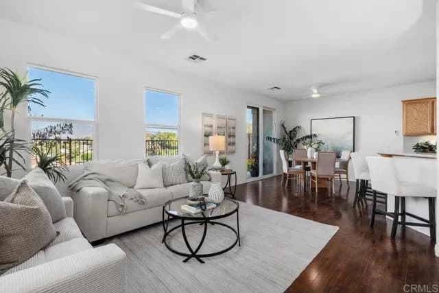 425 S Meadowbrook Dr, San Diego, Active - Home for Sale