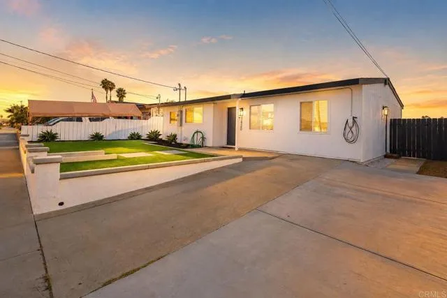 1420 San Simeon St, Oceanside, Active - Home for Sale