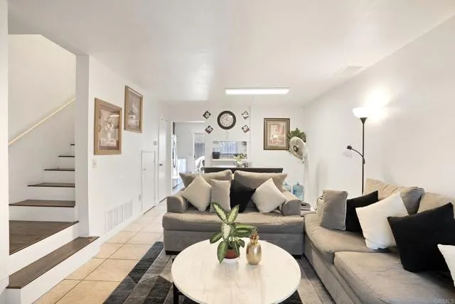 888 Cherrywood Way, El Cajon, Active - Home for Sale