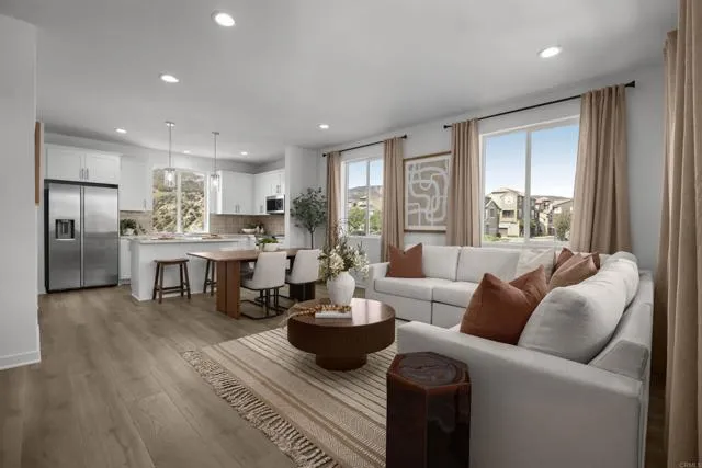 7504 Expedition Way, Santee, Active - Home for Sale