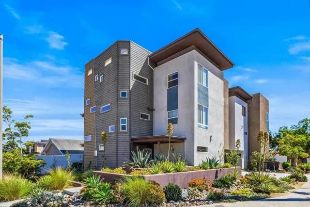 1423 Evergreen St, San Diego, Active - Home for Sale