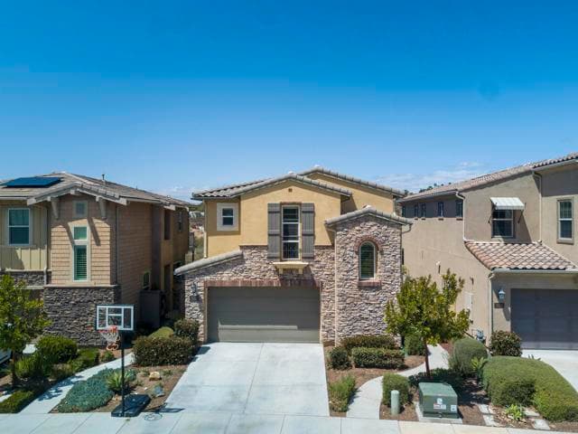 3022 Villeta Ave, Carlsbad, Active - Home for Sale