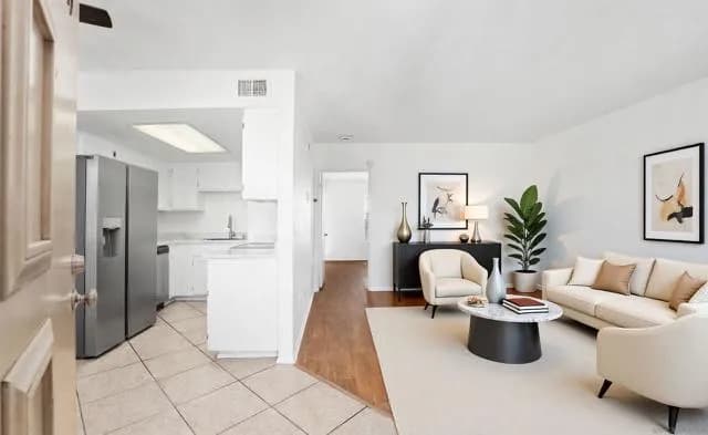 4240 Menlo Ave, San Diego, Active - Home for Sale