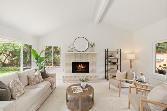 489 La Costa Ave, Encinitas, Active - Home for Sale