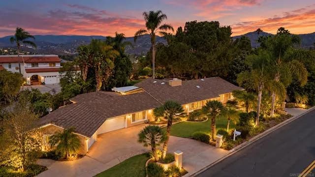 13678 Orchard Gate Rd, Poway, Active - Home for Sale