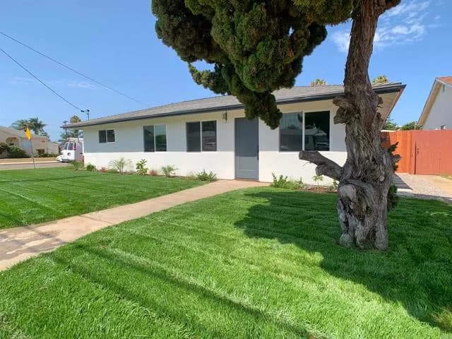734 Carolina St, Imperial Beach, Active - Home for Sale