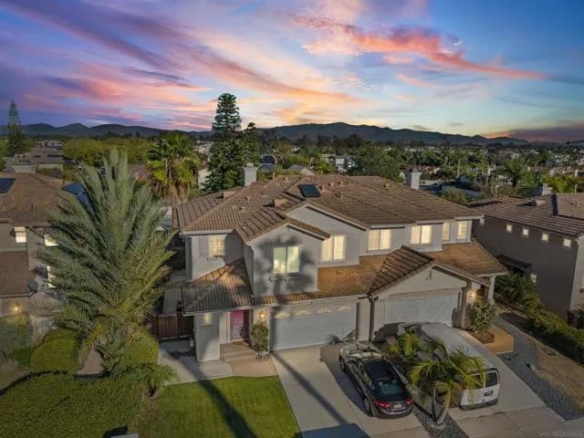 917 Via Terecina, Chula Vista, Active - Home for Sale