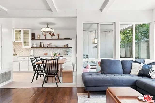 2520 Arizona Ave, Santa Monica, Active - Home for Sale