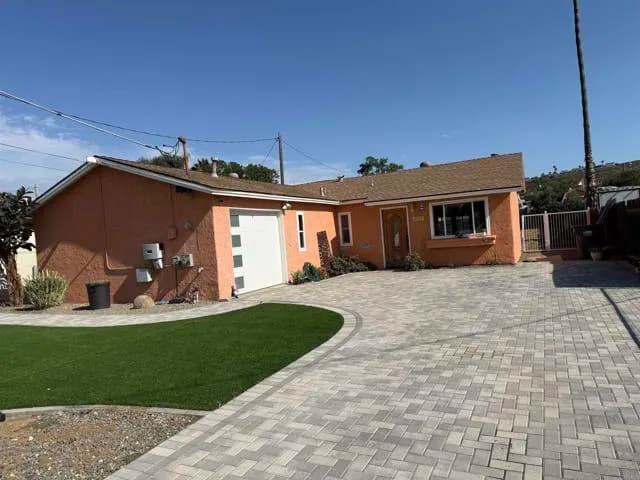13107 Lindo Ln, Lakeside, Active - Home for Sale