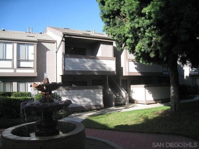 9109 Village Glen, San Diego, Active - Home for Sale