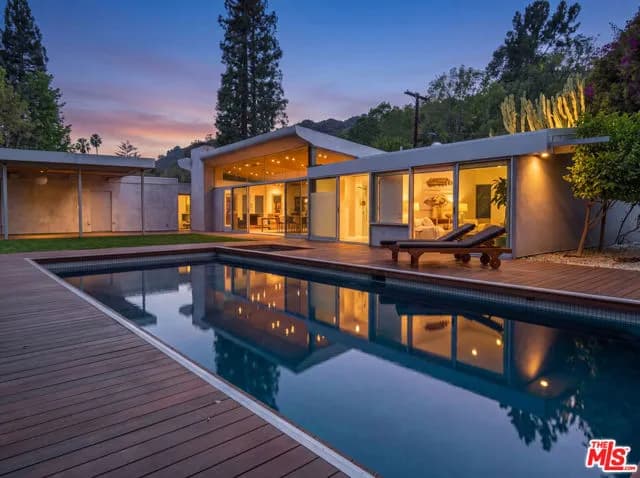 2538 Hutton Dr, Beverly Hills, Active - Home for Sale