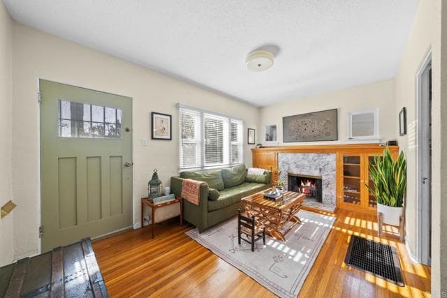 3691 Chamoune Ave, San Diego, Active - Home for Sale