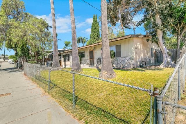 4224 Jonathon Place, Oceanside, Active - Home for Sale