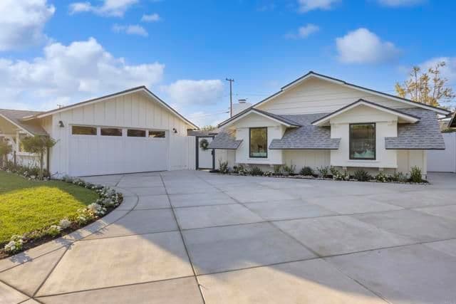 3221 Kempton Dr, Los Alamitos, Active - Home for Sale