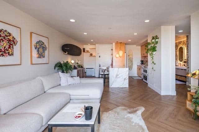 727 Sapphire St, San Diego, Active - Home for Sale