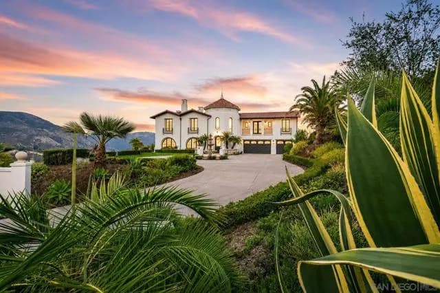 7823 Calle Cima, Rancho Santa Fe, Active - Home for Sale