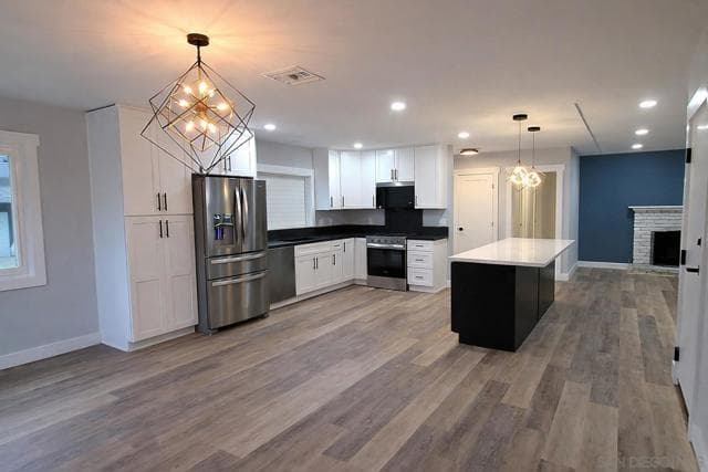3006 Yonge St, San Diego, Active - Home for Sale