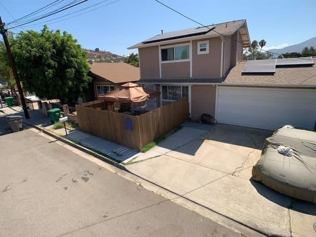 703 San Juhn St, Spring Valley, Active - Home for Sale
