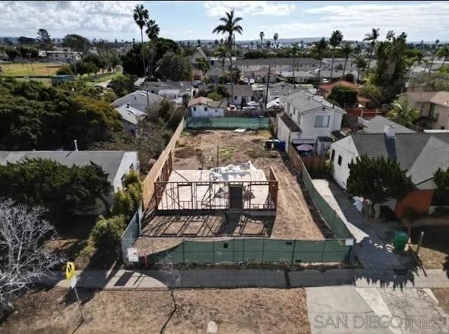 1367 Diamond, San Diego, Active - Home for Sale