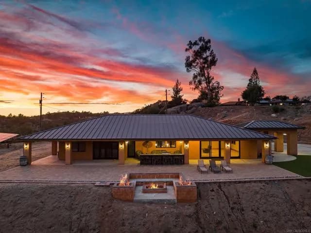3023 Via Viejas, Alpine, Active - Home for Sale