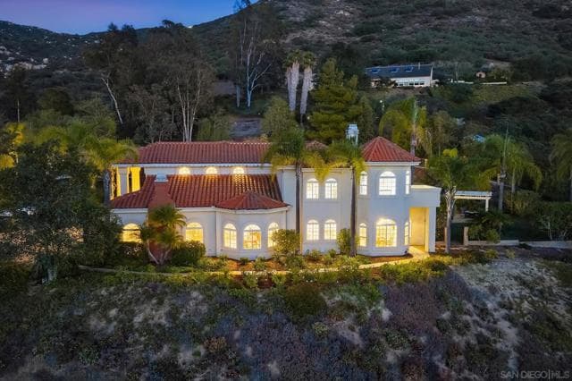 18151 Old Coach Rd, Poway, Active - Home for Sale
