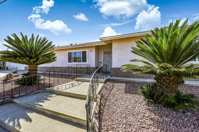 1840 Locust St, San Diego, Active - Home for Sale