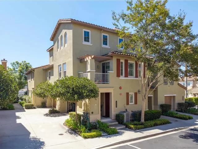 2099 Silverado St, San Marcos, Active - Home for Sale