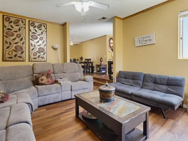 5949 Tonawanda Dr, San Diego, Active - Home for Sale