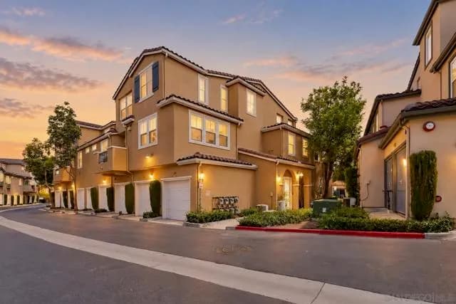 1479 Paseo Aurora, San Diego, Active - Home for Sale