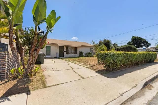 535 12th St, Imperial Beach, Active - Home for Sale