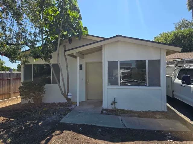 841 Arcadia Ave, Vista, Active - Home for Sale