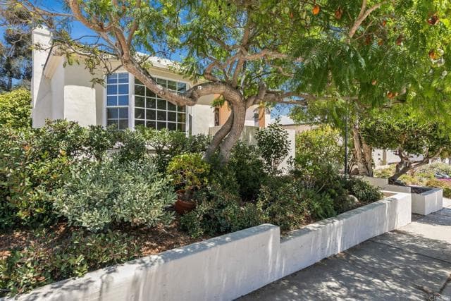 2853 Dove St, San Diego, Active - Home for Sale