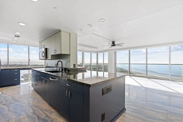 1820 Avenida Del Mundo, Coronado, Active - Home for Sale