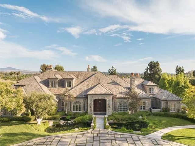 6590 Calle Reina, Rancho Santa Fe, Active - Home for Sale