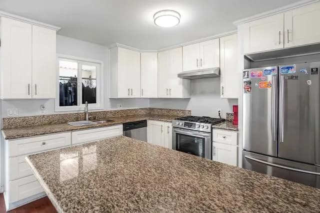 152 E Oxford St, Chula Vista, Active - Home for Sale