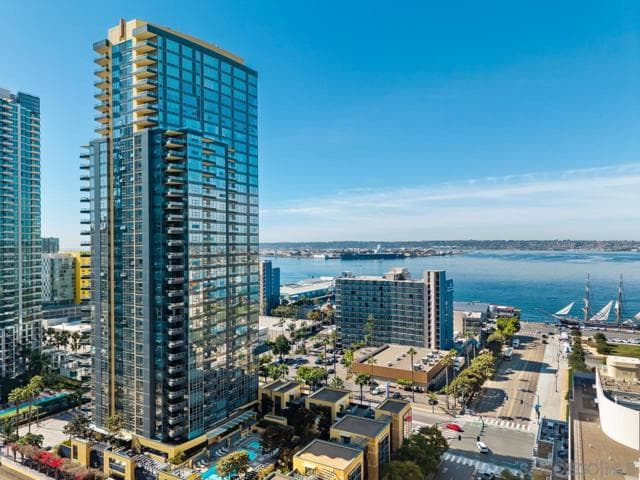 1325 Pacific Hwy, San Diego, Active - Home for Sale
